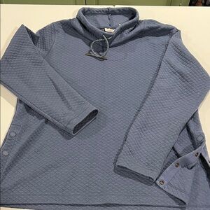 L.L. Bean - L petite, Blue Quilted Pullover